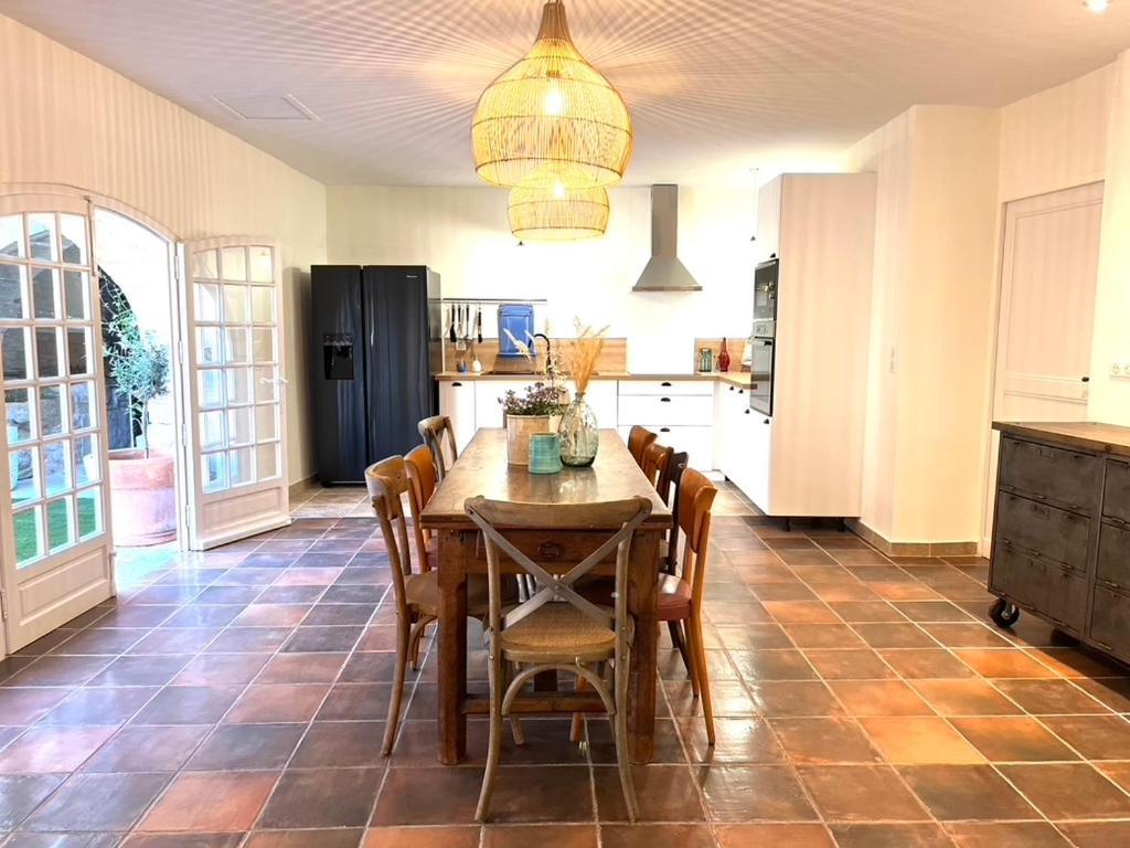 La Villa 1777 Lagnes ภายนอก รูปภาพ