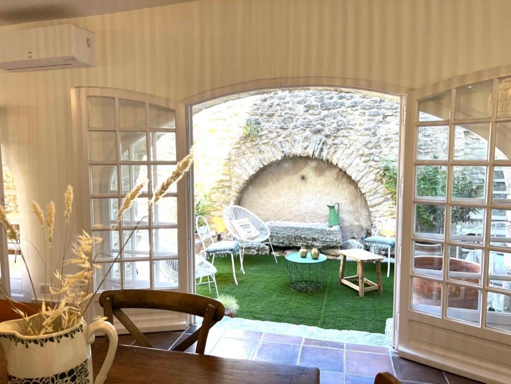 La Villa 1777 Lagnes ภายนอก รูปภาพ